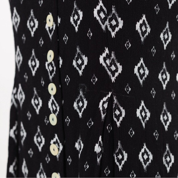 Silence + Noise Jumpsuit Urban Outfitters - Picture 10 of 11